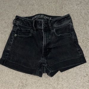 I’m am selling black jean shorts in size 0